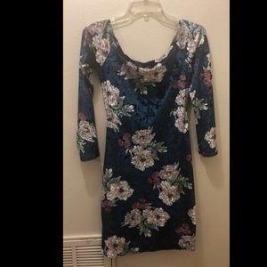 Short Long Sleeve Dress